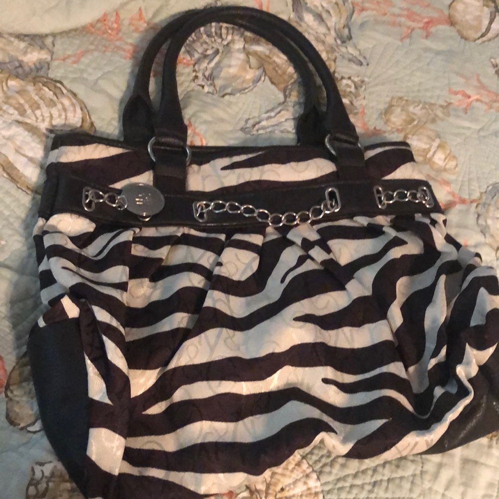 New York and company shoulder bag